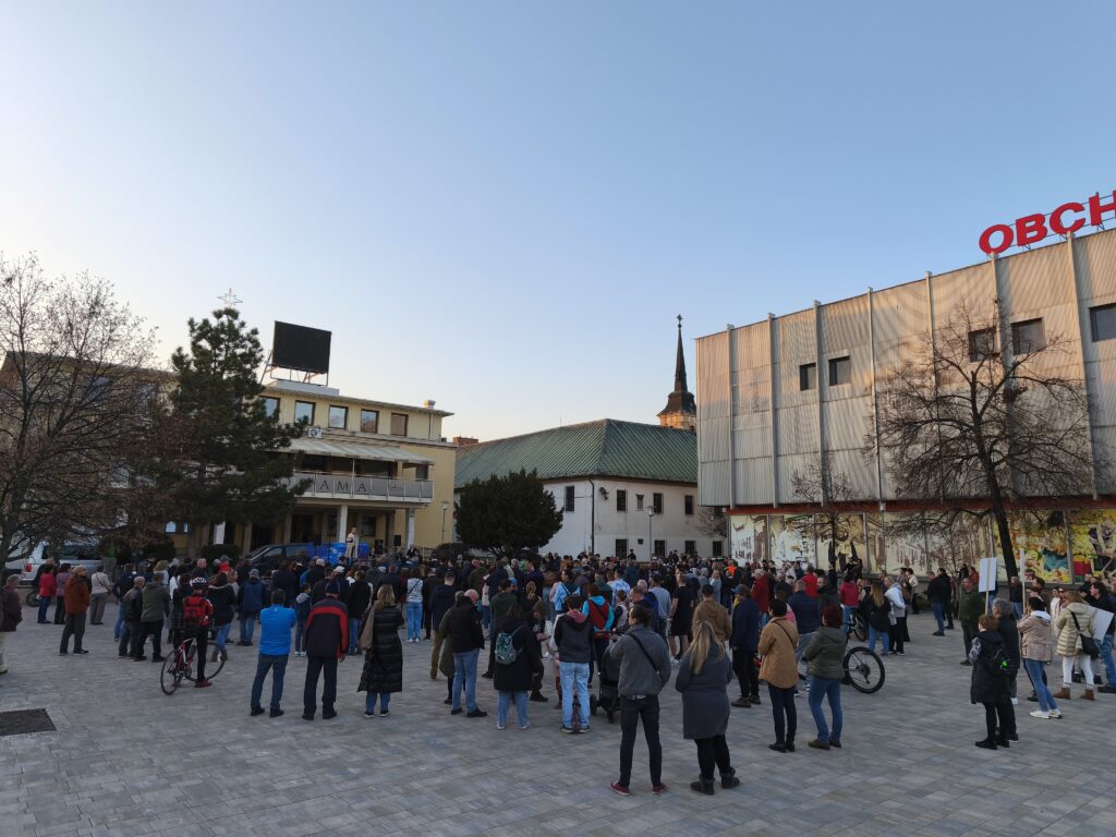 Protest v Nových Zámkoch. FOTO: Tomáš Pataki